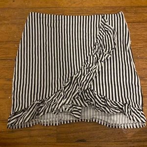 striped mini skirt